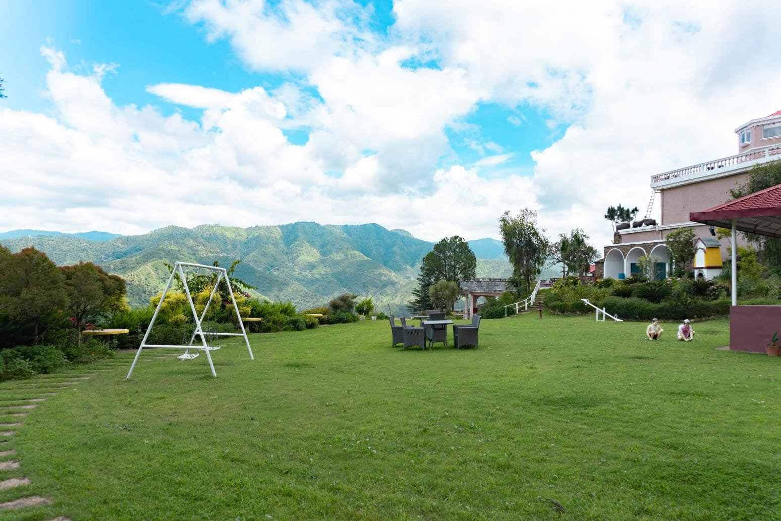 Celebration & Rhythm at The Pinewood Party Lawn